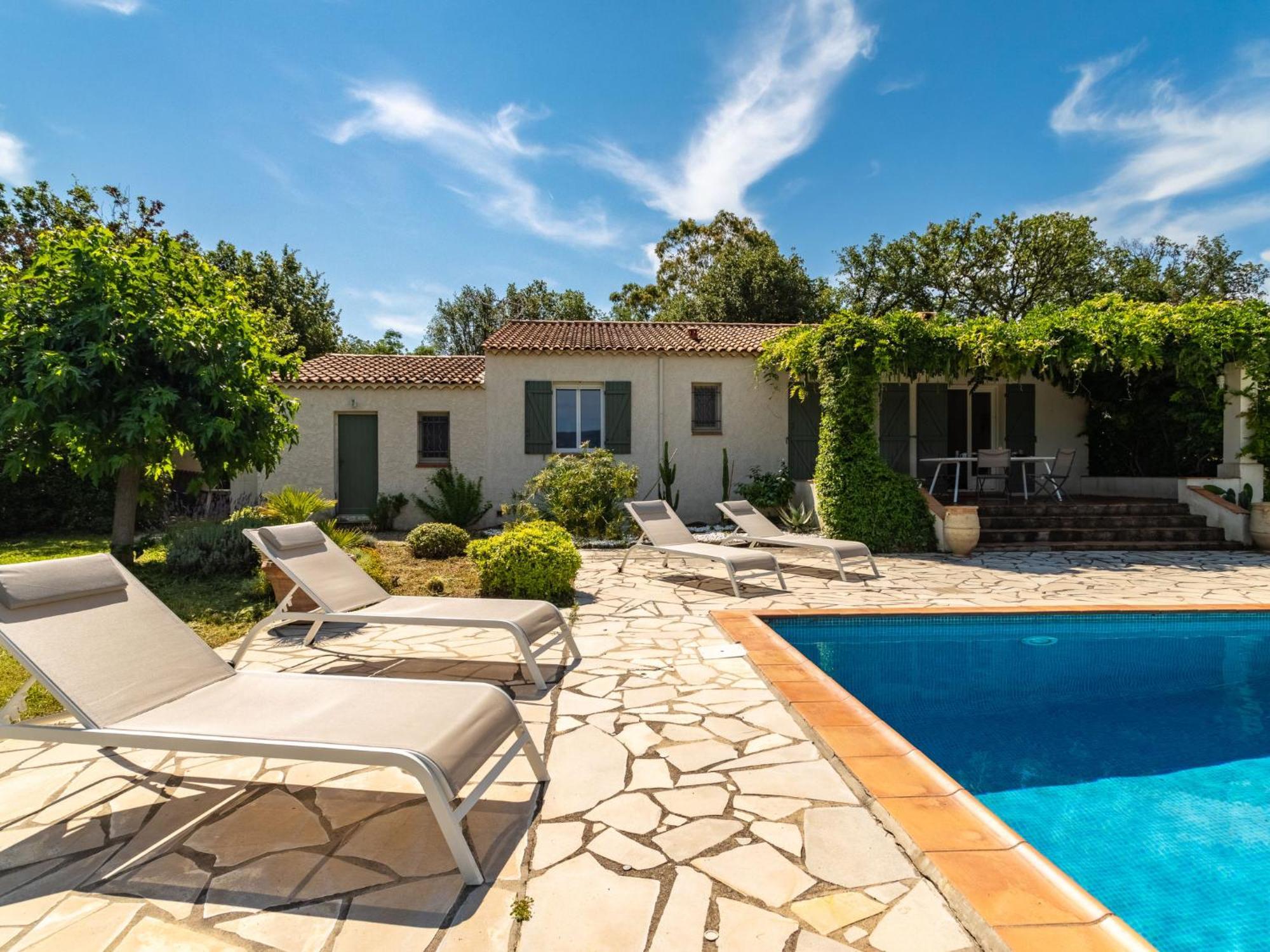 Villa Aurval By Interhome Cogolin Exterior photo