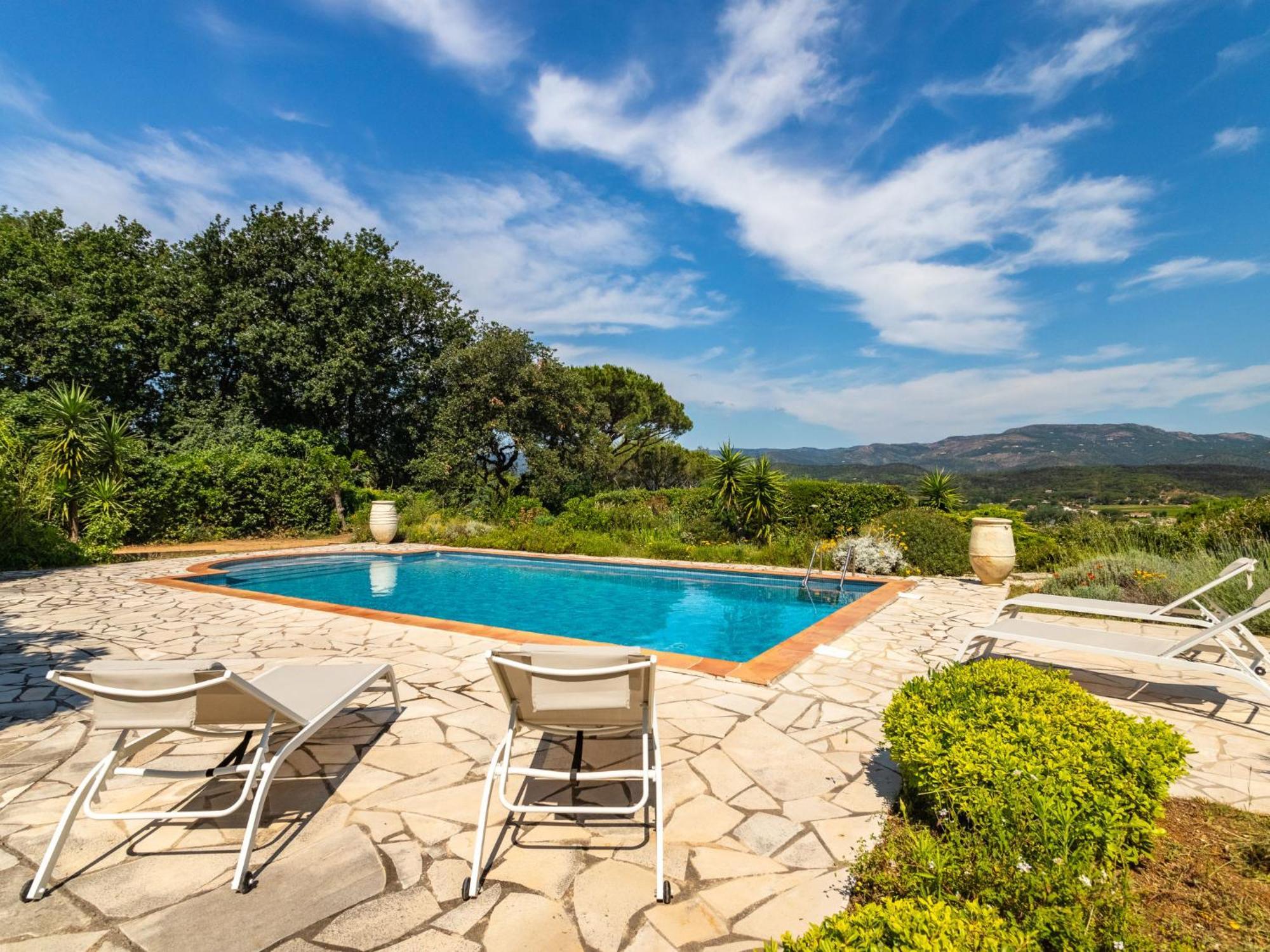 Villa Aurval By Interhome Cogolin Exterior photo